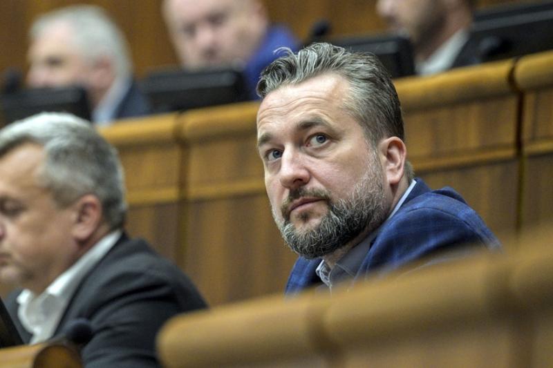 Blaha: Zelenskyj spáchal v Starobiľsku vojnový zločin, ale to Západu nevadí, že?
