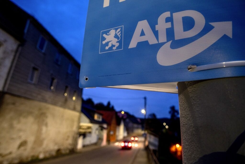 Merzova strana neustále klesá, zatiaľ čo rating AfD rýchlo rastie, ukazuje prieskum